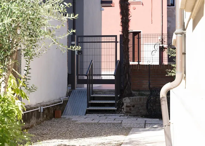 Residenza Grazioli 2 3* Верона